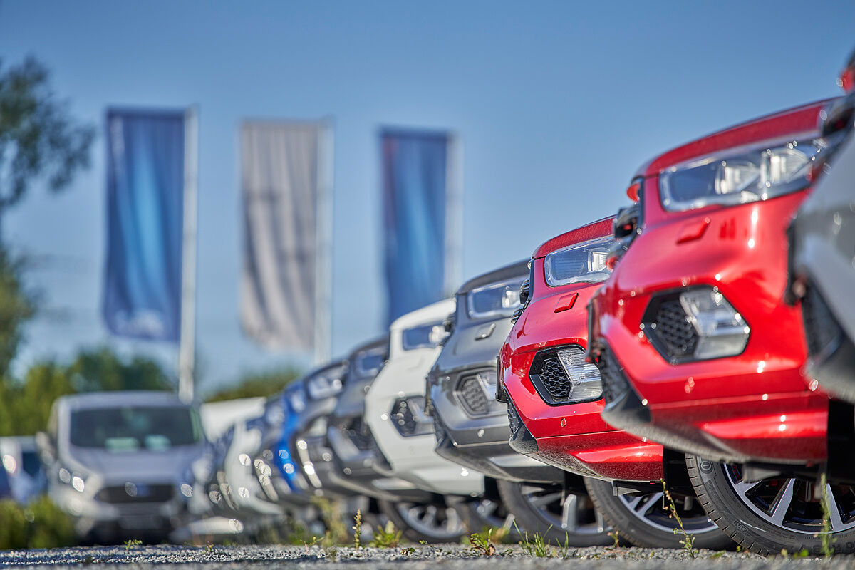 Neu-, Jahres- & Gebrauchtwagen error_file_does_not_exist