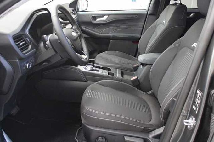 Ford Kuga 2.5l PHEV Active, KAMERA/NAVI/LED