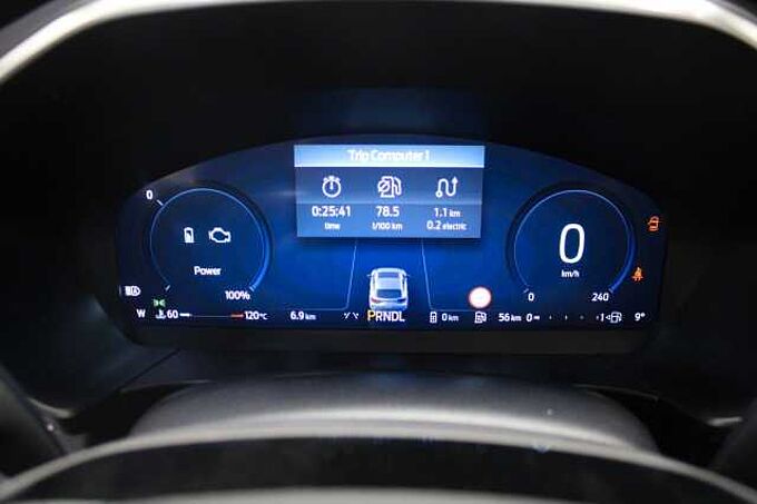 Ford Kuga 2.5l PHEV Active, KAMERA/NAVI/LED