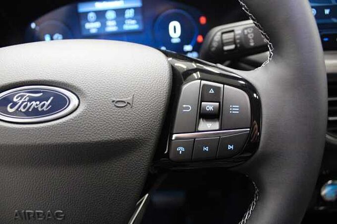 Ford Kuga 2.5l PHEV Active, KAMERA/NAVI/LED