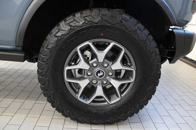 Ford Bronco Badlands 2.7 V6 e-4WD First Edition,NAVI