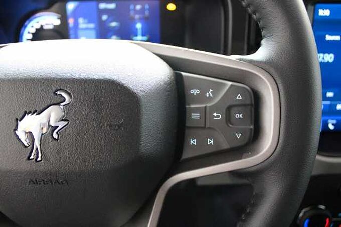 Ford Bronco Badlands 2.7 V6 e-4WD First Edition,NAVI