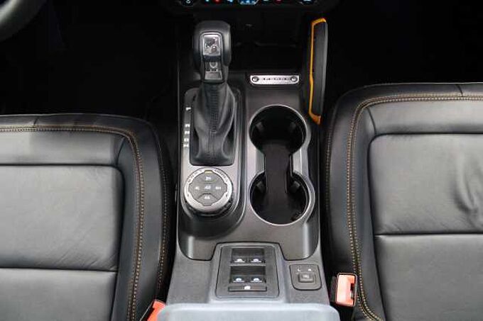 Ford Bronco Badlands 2.7 V6 e-4WD First Edition,NAVI