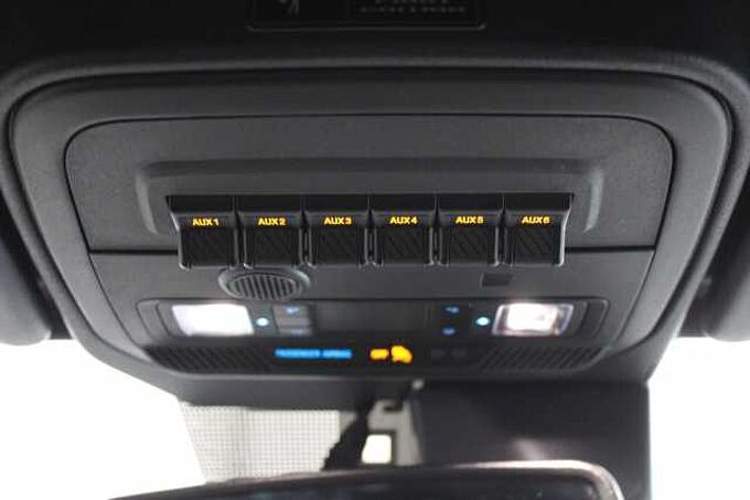 Ford Bronco Badlands 2.7 V6 e-4WD First Edition,NAVI