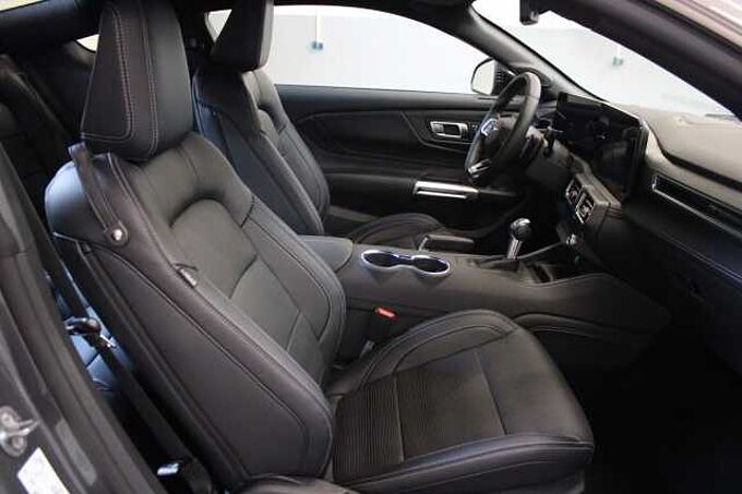 Ford Mustang GT Fastback V8 Aut., STYLING-PAKET