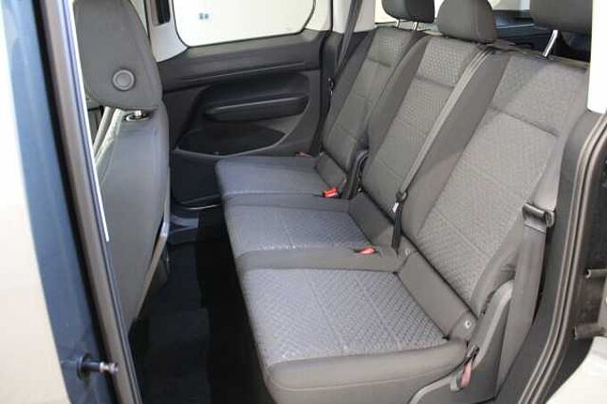 Ford Tourneo Connect L1 Titanium Auto., LED/NAVI/SHZ