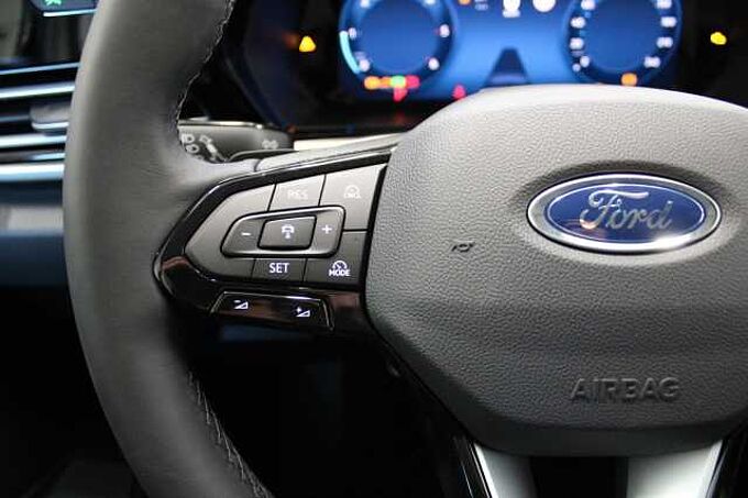 Ford Tourneo Connect L1 Titanium Auto., LED/NAVI/SHZ