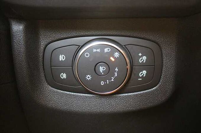 Ford Tourneo Courier Elektro Active, KAMERA/NAVI/LMR